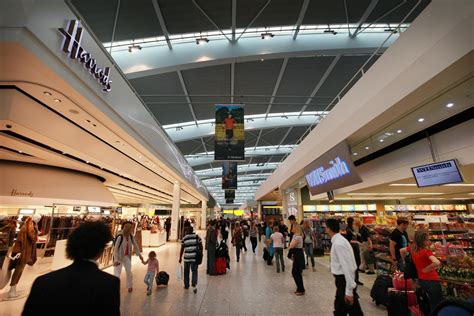 london heathrow shops.